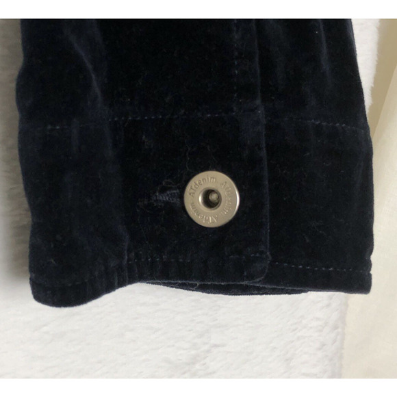 VTG 100% Cotton Velvet Trucker Jacket Women’s Sz L Navy Blue Metal Button Up - Picture 11 of 11